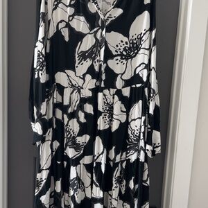 H&M Black and White Floral Long Sleeve Dress